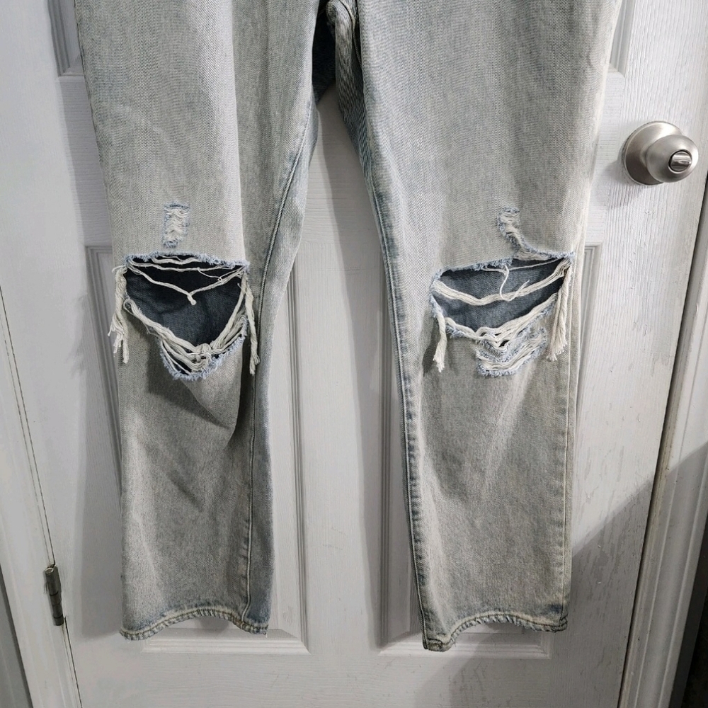 Nwt BDG bootcut denim jeans relaxed fit distressed grunge women size 34 - Picture 9 of 12
